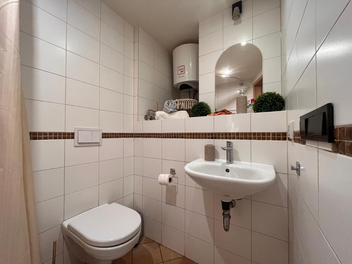 Apartaments In The City Centre Каунас Екстер'єр фото
